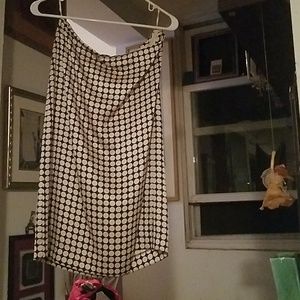 Banana Republic size 8 polka dot silk skirt